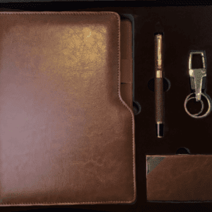 Coffret Agenda VIP 16x22 cm en similicuir et 3 Accessoires Complets Couleur au Choix