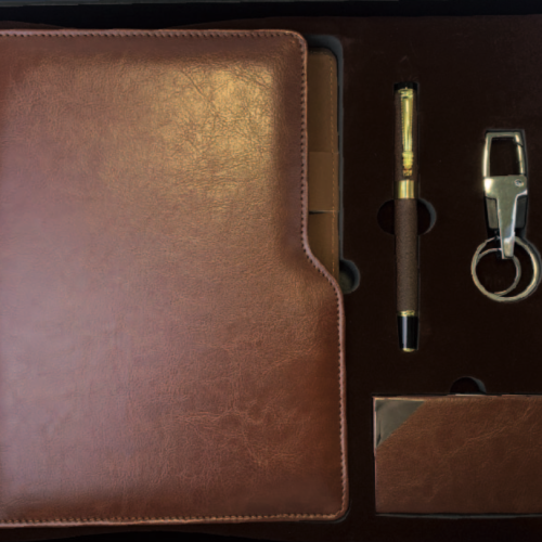 Coffret Agenda VIP 16×22 cm en similicuir et 3 Accessoires Complets Couleur au Choix