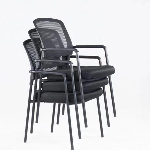 Fauteuil visiteur Dossier mesh en polypro , structure en chrome avec accoudoirs.