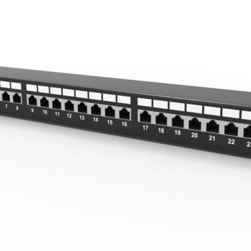 Panneau de brassage 19″ 24 ports RJ45 catégorie 6